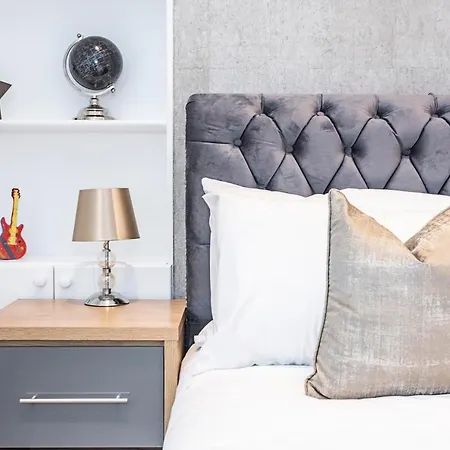 Cozy And Serene Brand-new Flat In Kilburn, Apartment
