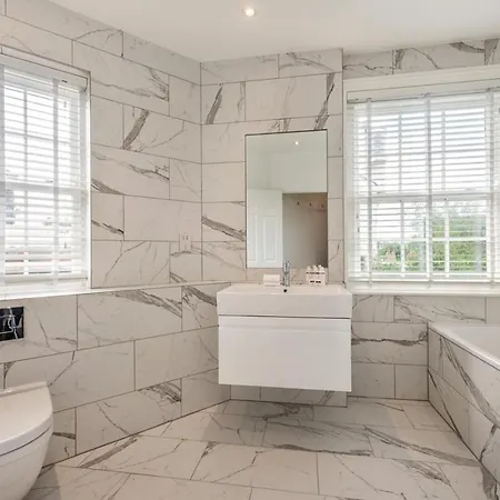Chelsea - Sloane Avenue By Viridian Apartment *