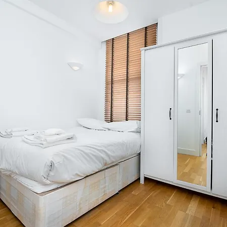 Modern 1 Bed Flat In Holborn, For Up To 2 People With Free Wifi 아파트 런던