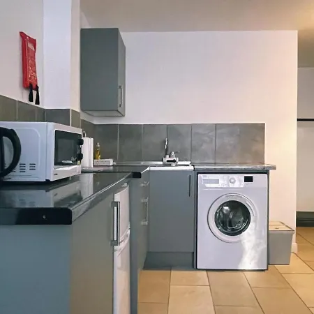 Apartment Grand Suites Near Heathrow