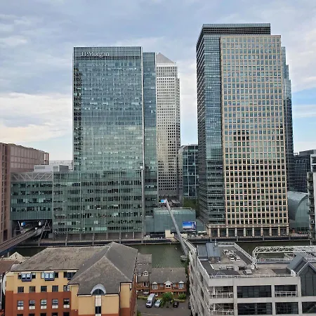 Apartment Captivating 2-bed In Canary Wharf