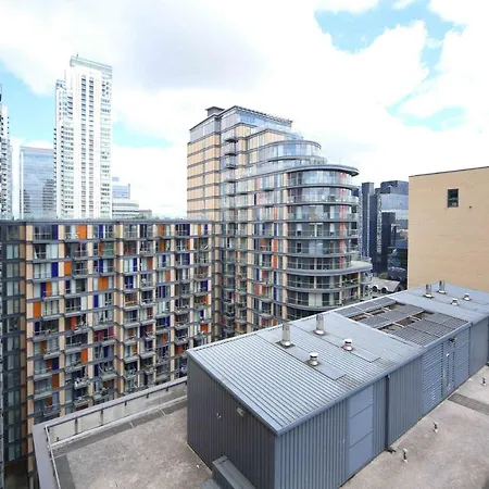Lovely 2 Bedroom With Amazing Views In E14 * London