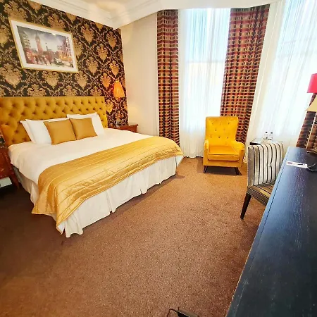 Ashburn 4*