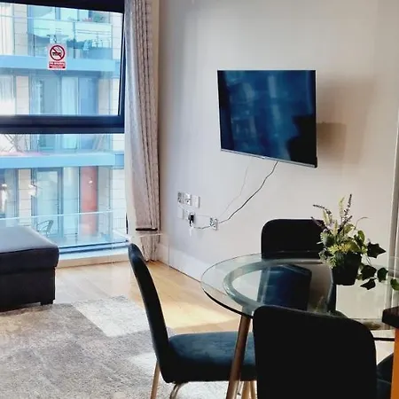 아파트 Luxury Waterside Canary Wharf