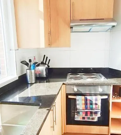 Acacia Flat 189 In Wembley * London