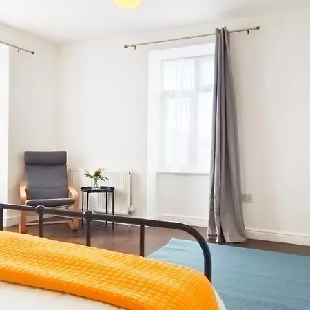 Apartment Acacia Flat 189 In Wembley *