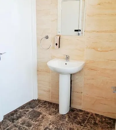 Acacia Flat 189 In Wembley Apartment London