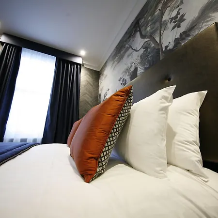 The Portico Hotel