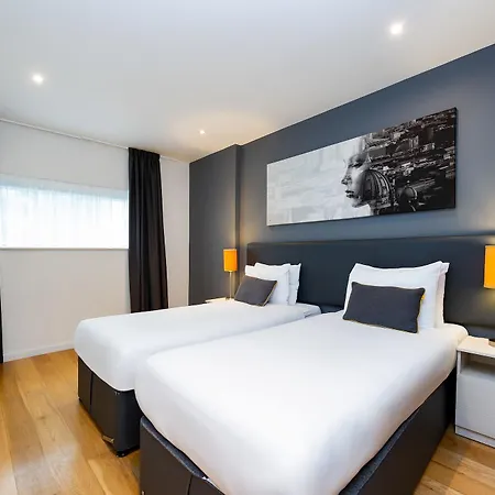Staycity London Heathrow Apartahotel