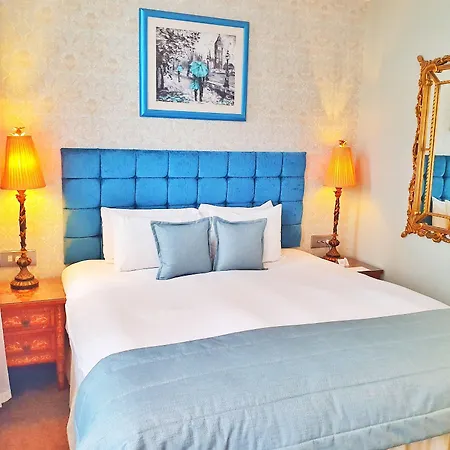Ashburn Hotel