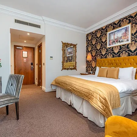 Hotel Ashburn 4*
