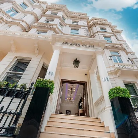 Hotel Ashburn 4*