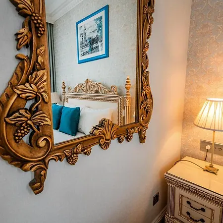 Ashburn Hotel 4*