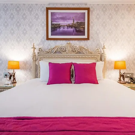 Ashburn Hotel London