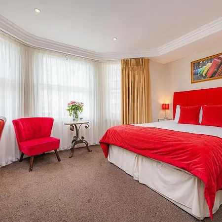 Ashburn 4* London