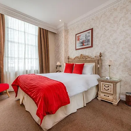 Ashburn Hotel London