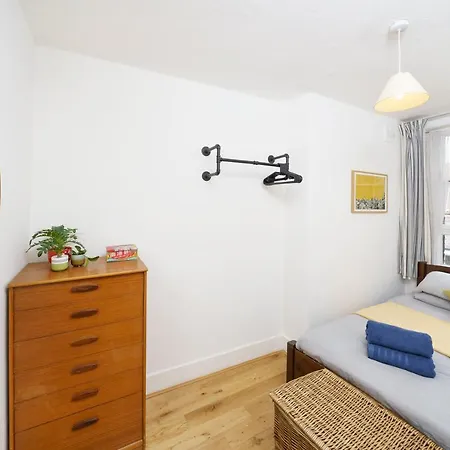 50 Meters To The Metro Appartement
