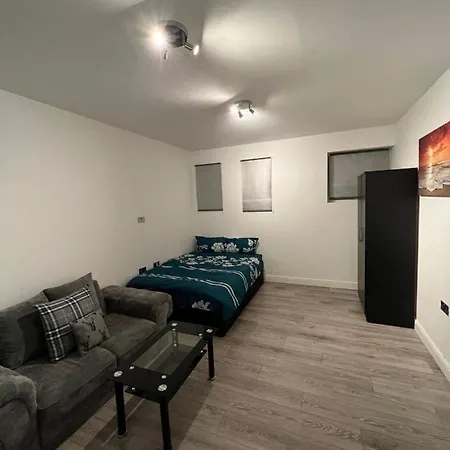 Studio In London شقة