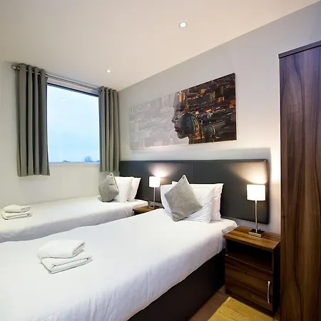 Staycity London Heathrow Apartahotel Hillingdon