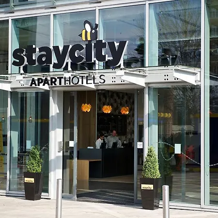 Staycity London Heathrow Apartahotel Hillingdon