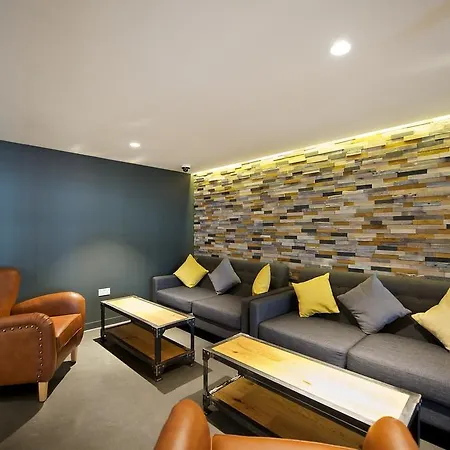 Staycity London Heathrow 4* Hillingdon