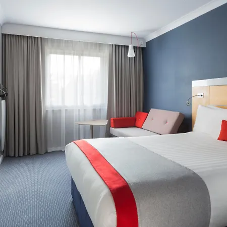 Express Park Royal By Ihg Hotel