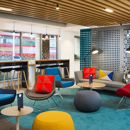 Express Park Royal By Ihg 3*