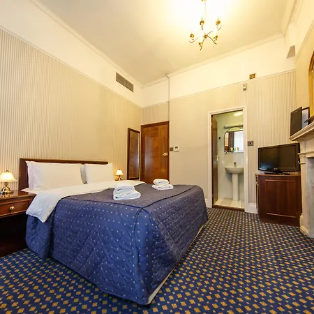 Regency House 3* London