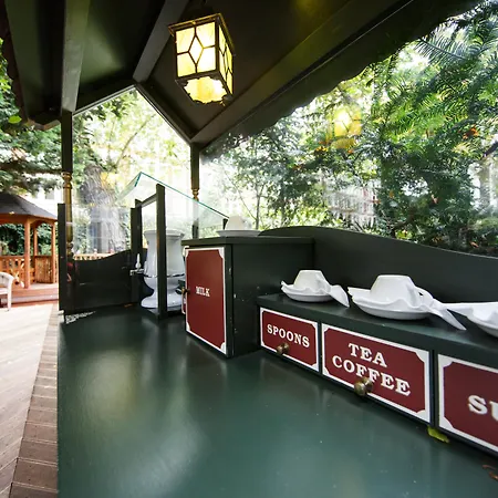 Guest house Regency House London