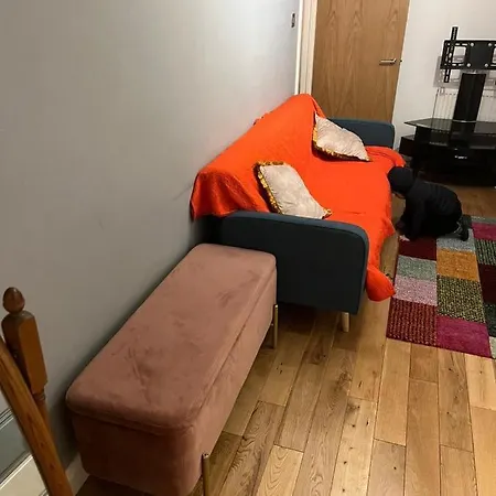 Holiday home Chiswick Two Minutes Station London