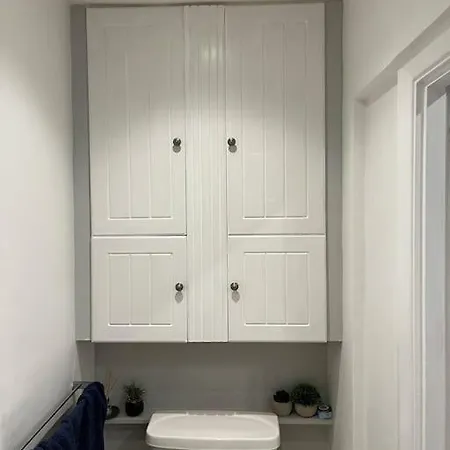 Gorgeous 2 Bedroom Flat In Charming Swiss Appartement *