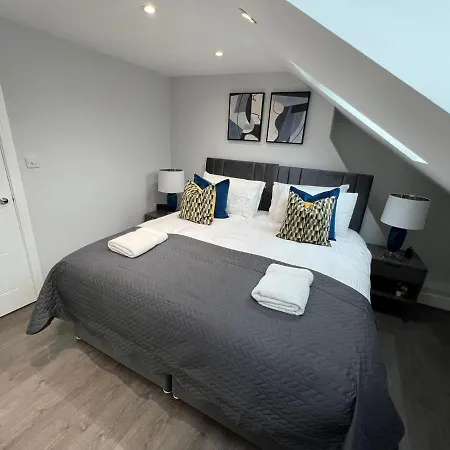 Aisiki Apartments: Pet-friendly With Air Con & Free Wifi Finchley