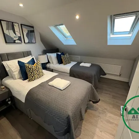 Aisiki Apartments: Pet-friendly With Air Con & Free Wifi Apartment Finchley
