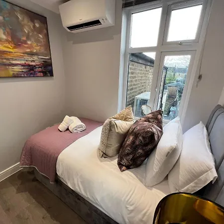 Apartment Aisiki Apartments: Pet-friendly With Air Con & Free Wifi