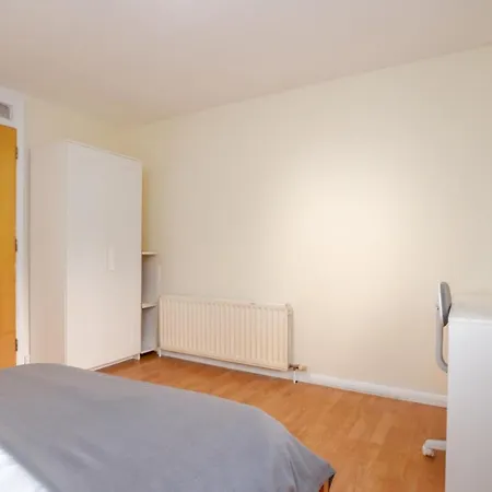 Holiday home Guestready - 4br In Surrey Quays Canada Water *