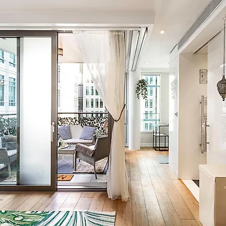 Idyllic Covent Garden Flat *