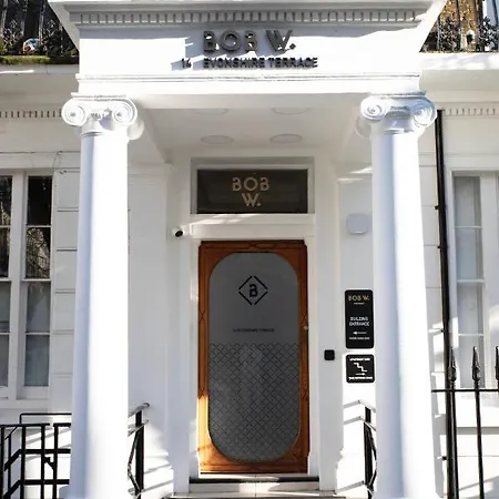 Bob W Hyde Park Apartment