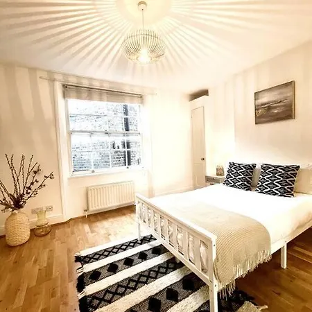 Central Soho Flat * 런던
