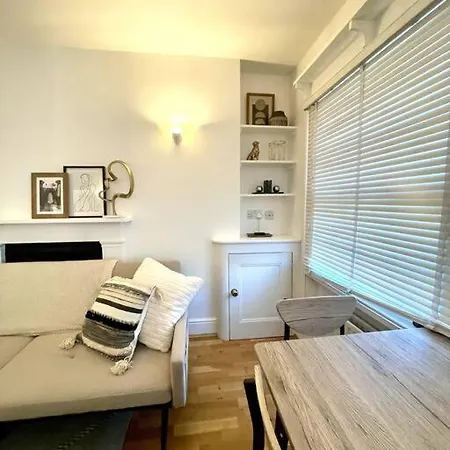 Central Soho Flat 런던
