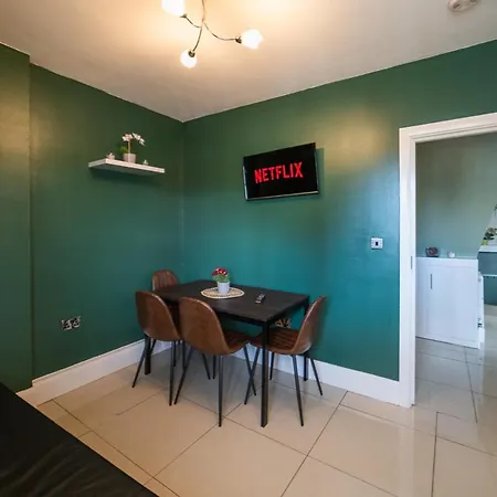 Apartment Central