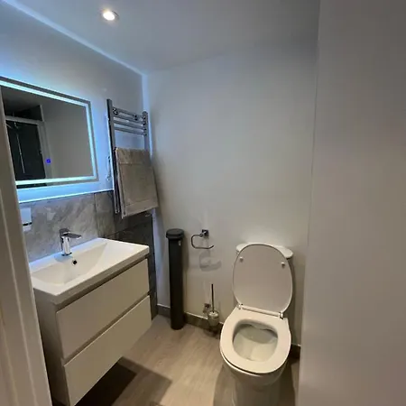Studio Flat In Camden Town Apartment