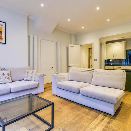 Alfred Hitchcock's Garden Flat Apartment London