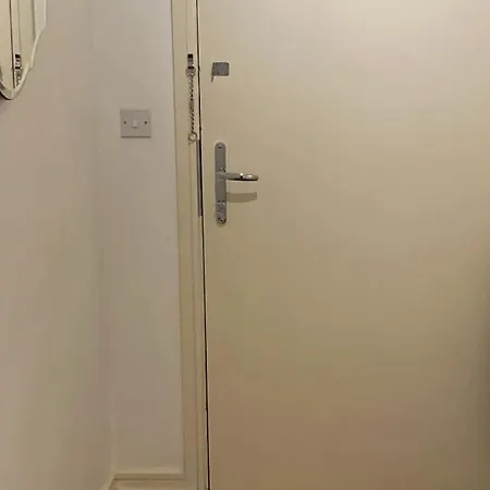 Superb Cr0 Apartmán