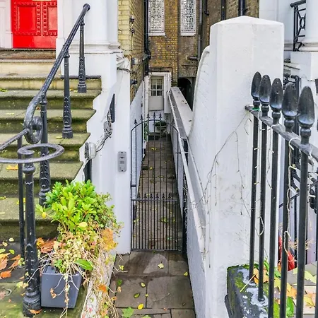 Alfred Hitchcock's Garden Flat * London