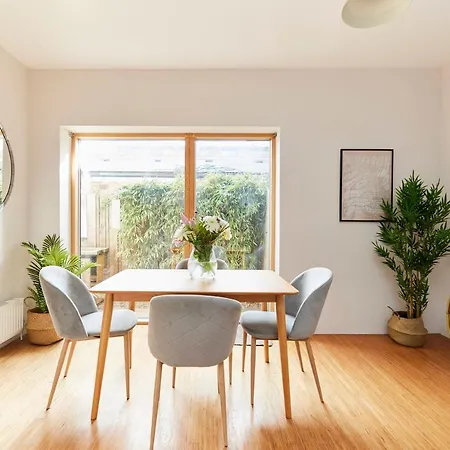 The Southwark Wonder - Charming 1bdr Flat With Patio Appartement