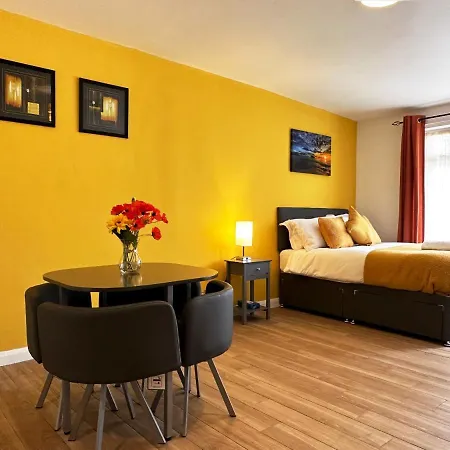 Apartment Grand Suites Near Heathrow Southall