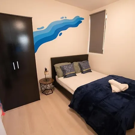Spacious And Stylish 1 Bed Modern Flat * לונדון