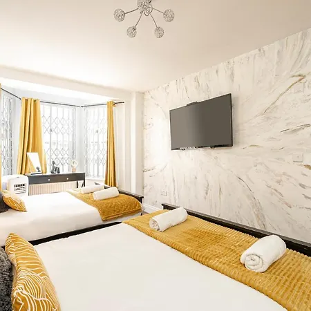 3 Bedrooms Near Hyde Park & Oxford St Apartment