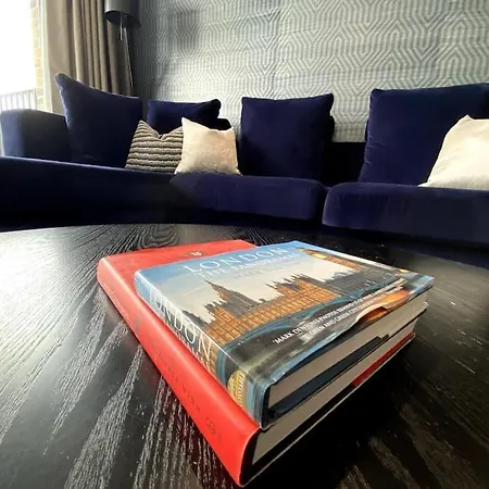 Club White Bridge One Bedroom Londres