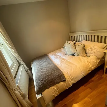 Modern Floor 2bd Flat - Kensington شقة